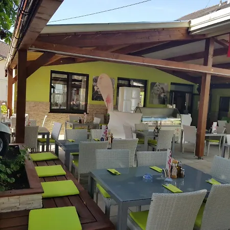 Zum Kleinen Italiener - Ristorante Pizzeria Πανσιόν Geinberg