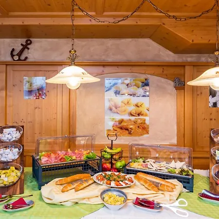 Гостевой дом Zum Kleinen Italiener - Ristorante Pizzeria 3*