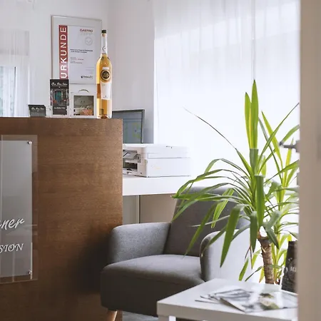 Gasthuis Zum Kleinen Italiener - Ristorante Pizzeria 3*