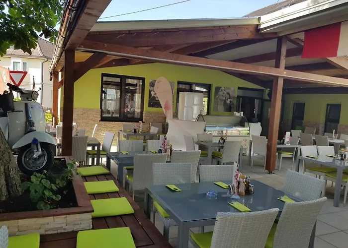 Zum Kleinen Italiener - Ristorante Pizzeria Gæstehus Geinberg